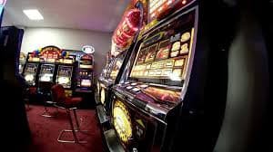 sumseltoto link mobile app interface showing sports betting and casino games